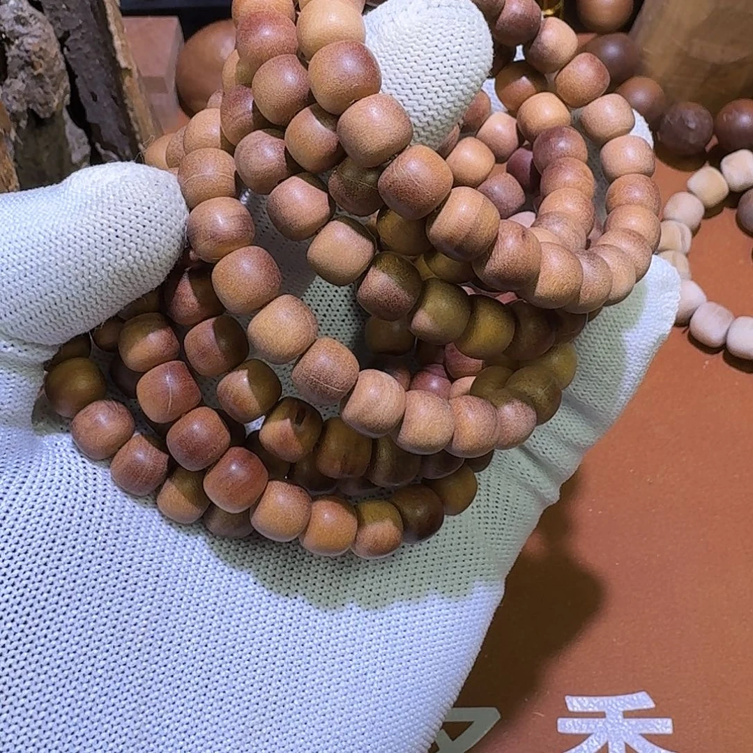 檀香木老山檀香8×9×23颗横纹瑕疵珠