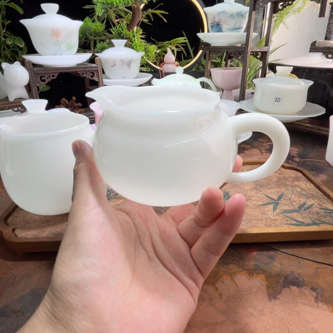 璞玉矮胖公道杯来咯哦哦