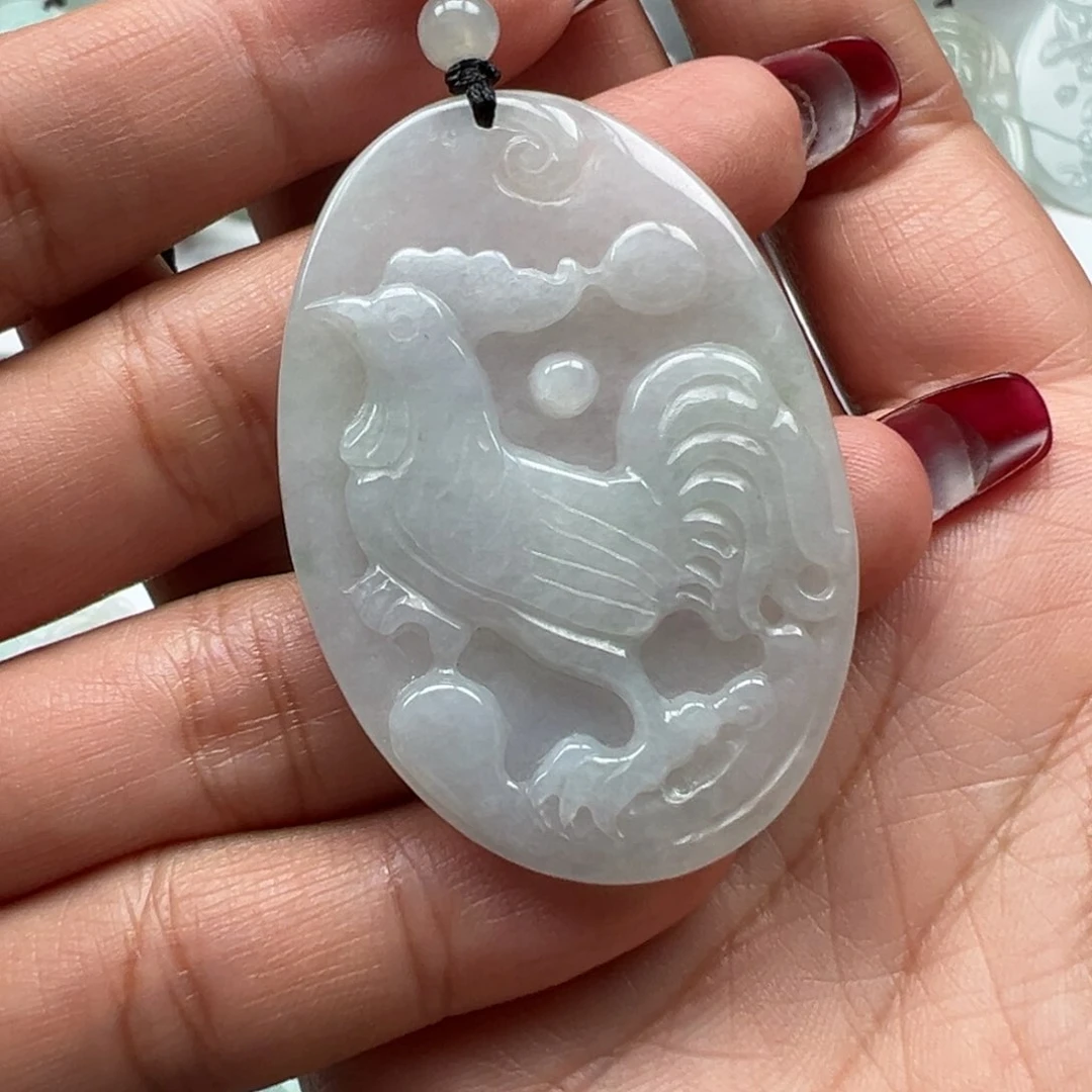 翡翠颈饰未镶嵌鸡牌