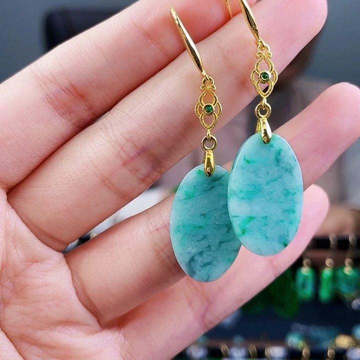 翡翠耳饰未镶嵌饰品