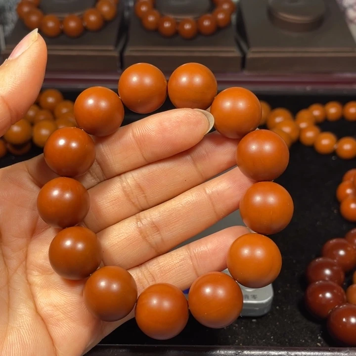 橄榄核吊坠1.72+广西树王精品