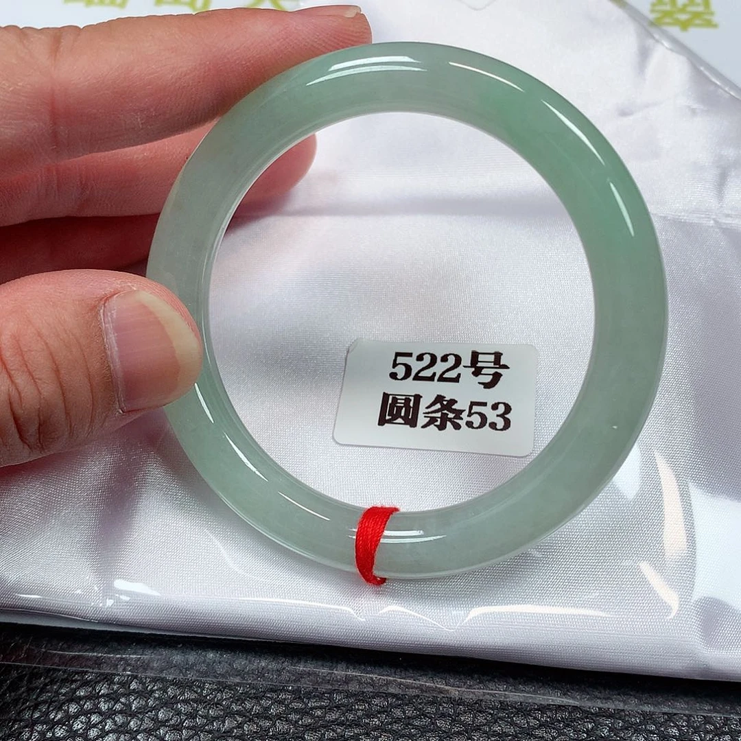 【闪购商品】翡翠手镯未镶嵌、****少522号