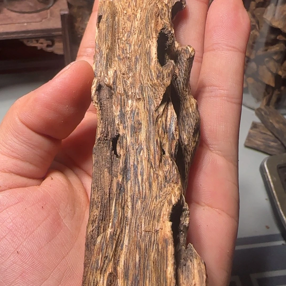 沉香沉香碎屑天然虫漏