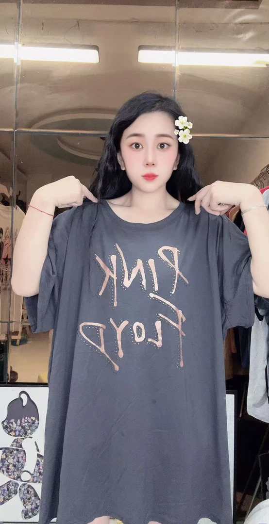 外贸纯棉特体大码T恤灰铆钉