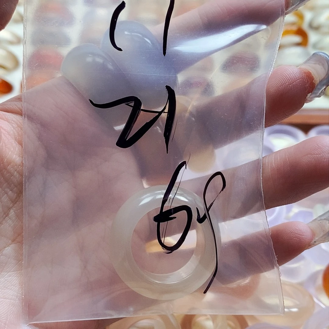 玛瑙/玉髓戒指未镶嵌