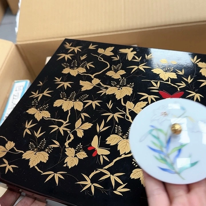 用****1瓷器。 瓷器。