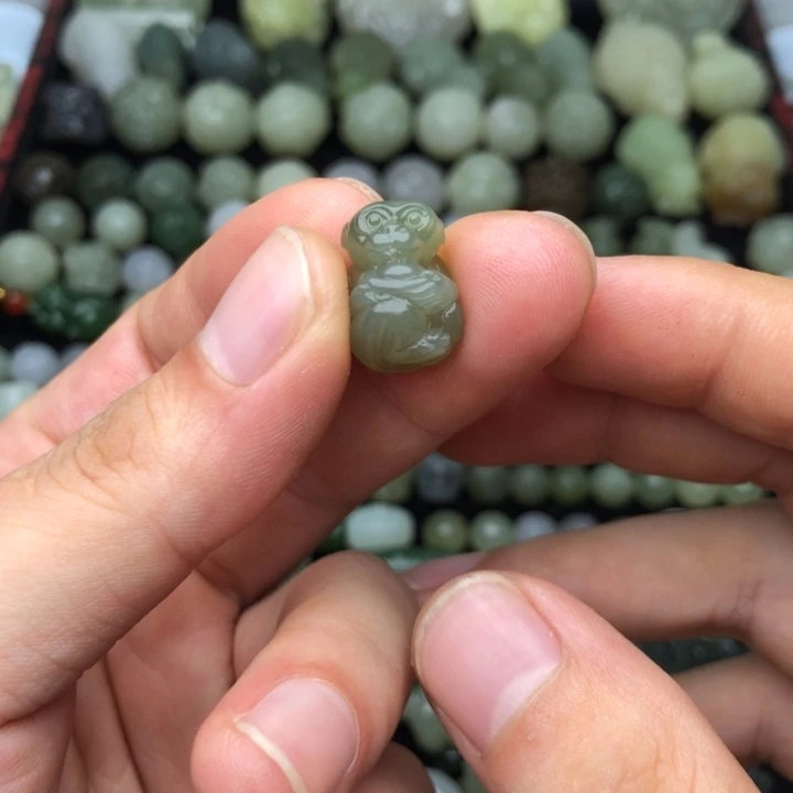 【闪购商品】和田玉未镶嵌颈饰