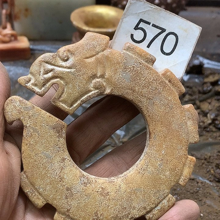 未镶嵌和田玉挂件