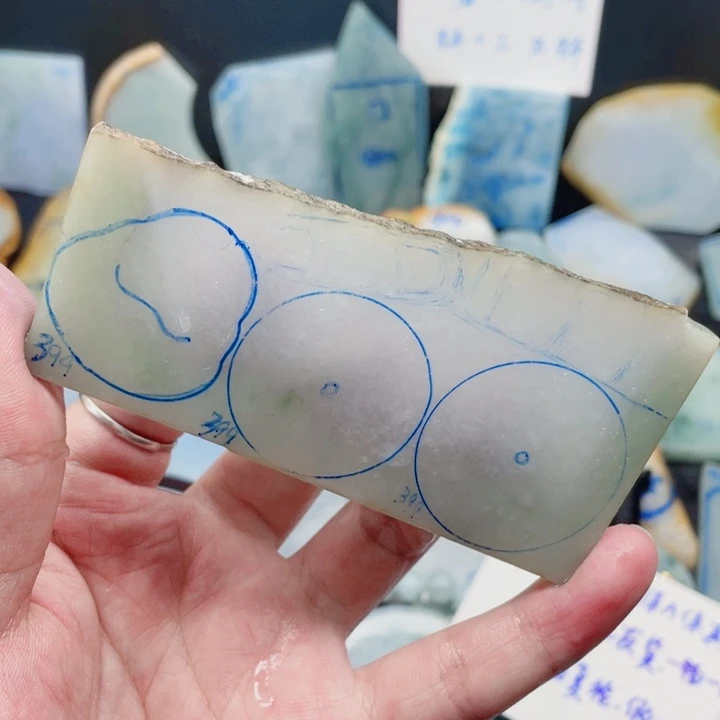 定制翡翠未镶嵌定制