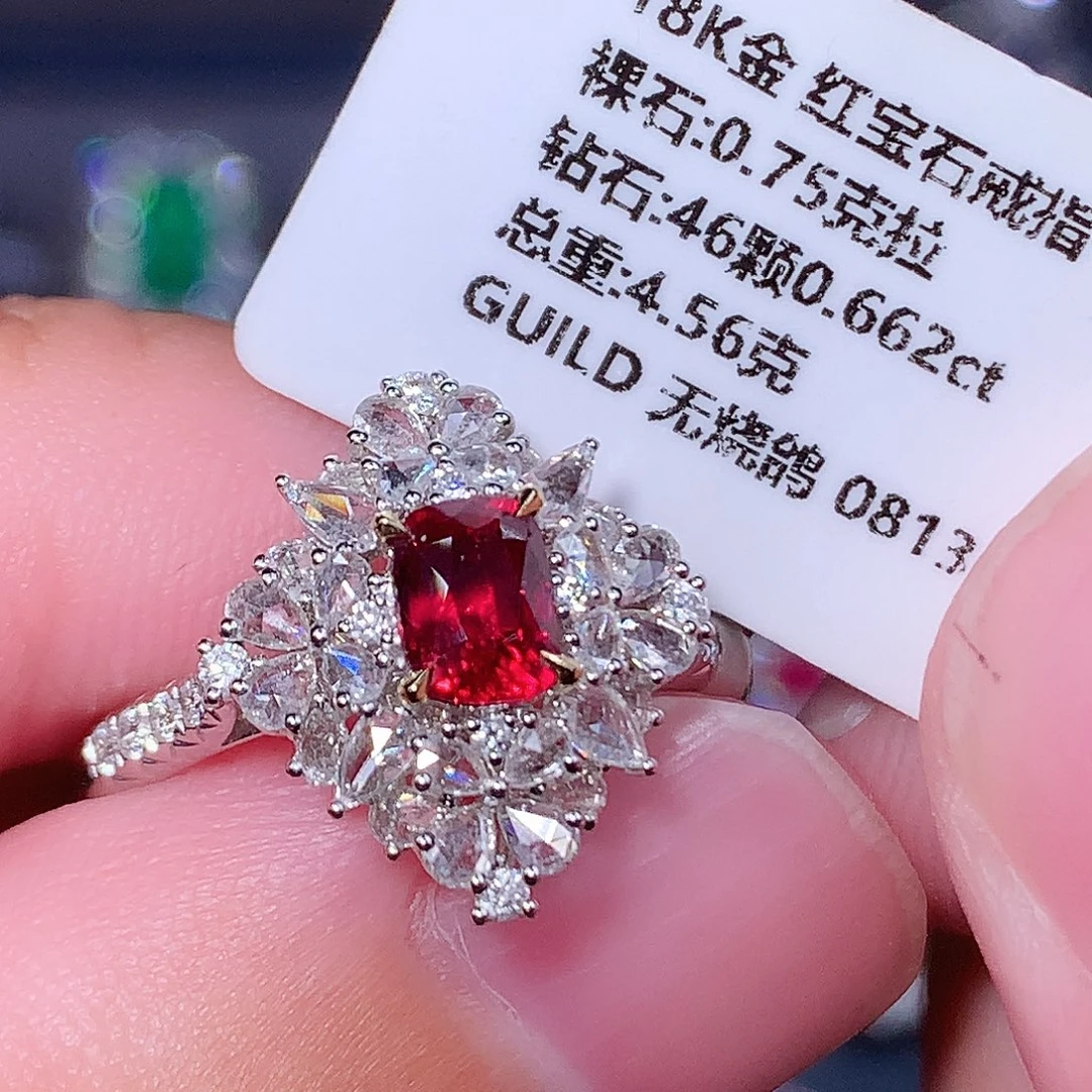 戒指红宝石18K金镶嵌