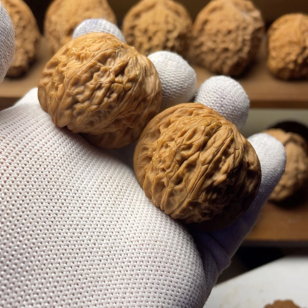 桃核吊坠磨盘狮子头39