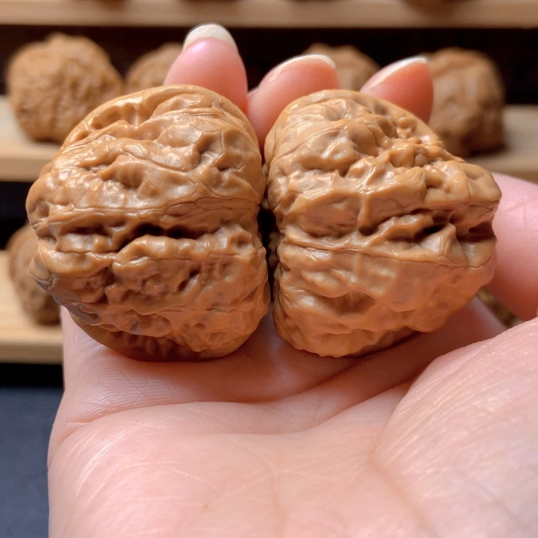 文玩核桃吊坠蛤蟆头