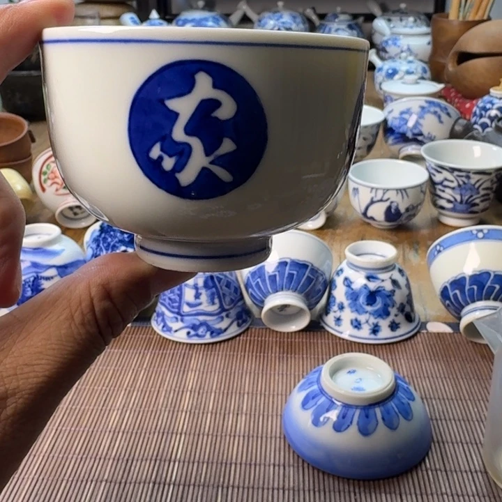 青花瓷器杯子茶具