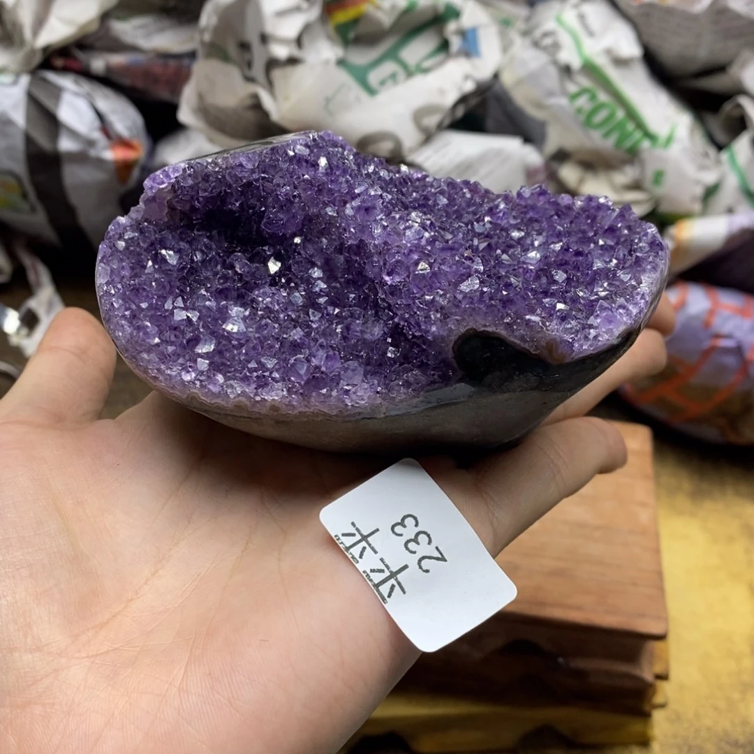 紫晶乌拉圭未镶嵌