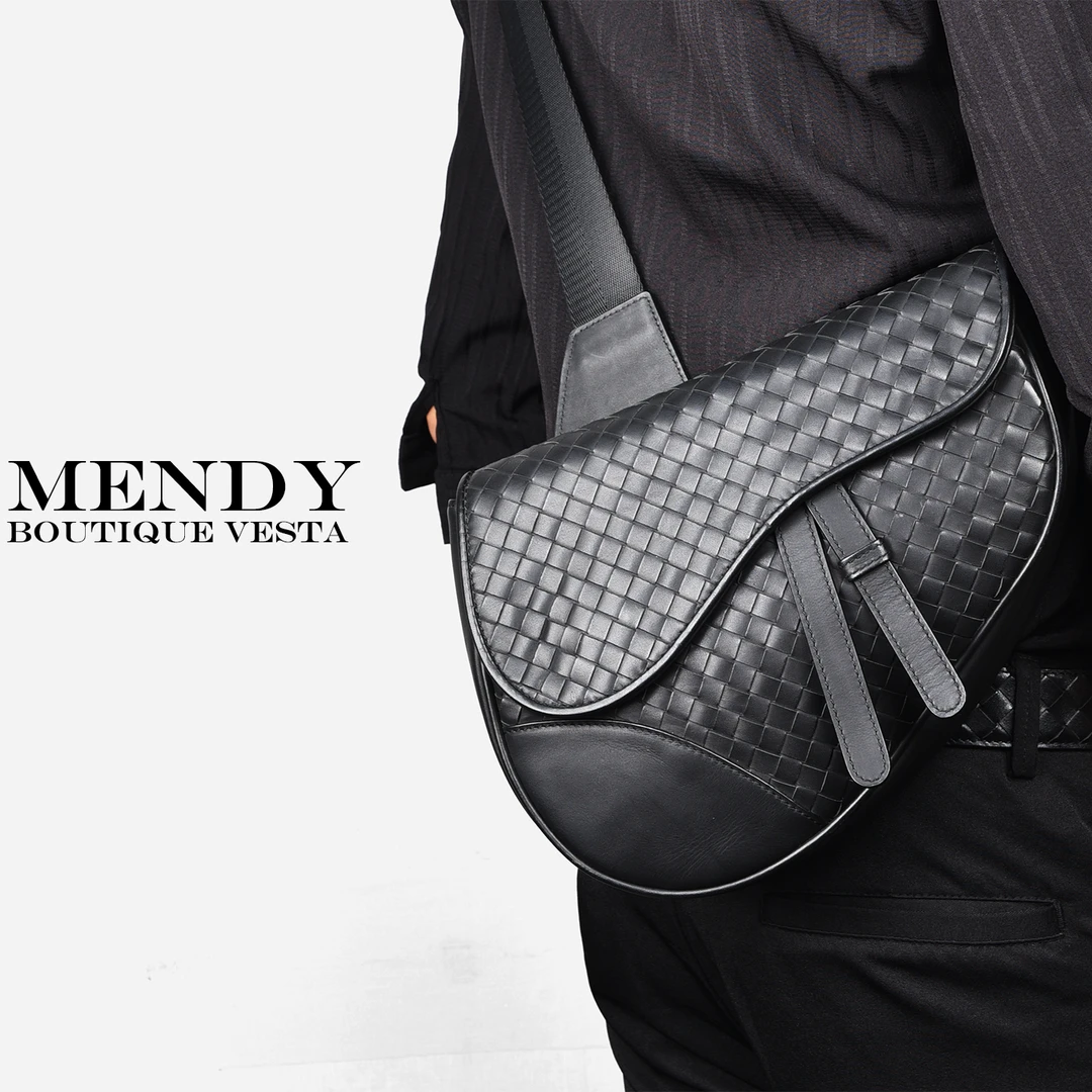 男斜挎包小众高级男士时尚马鞍包休闲单肩包小胸包编织男包真皮