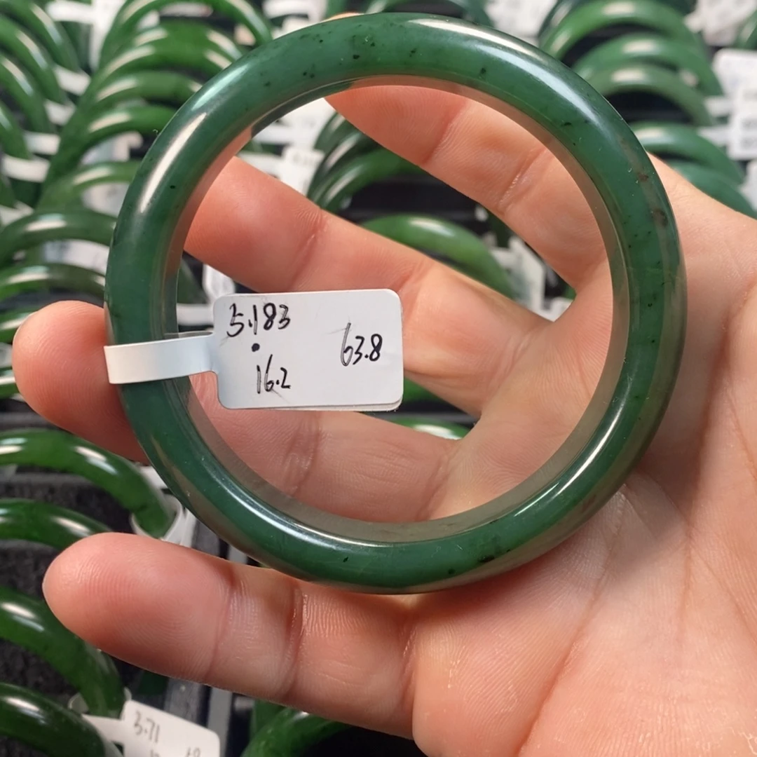 和田玉（碧玉）未镶嵌手镯微瑕63宽版