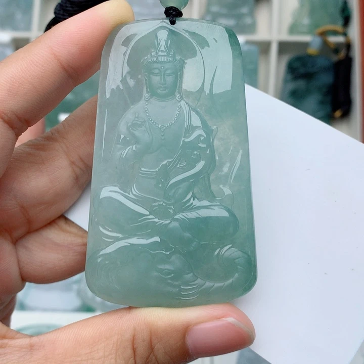 翡翠未镶嵌颈饰普贤