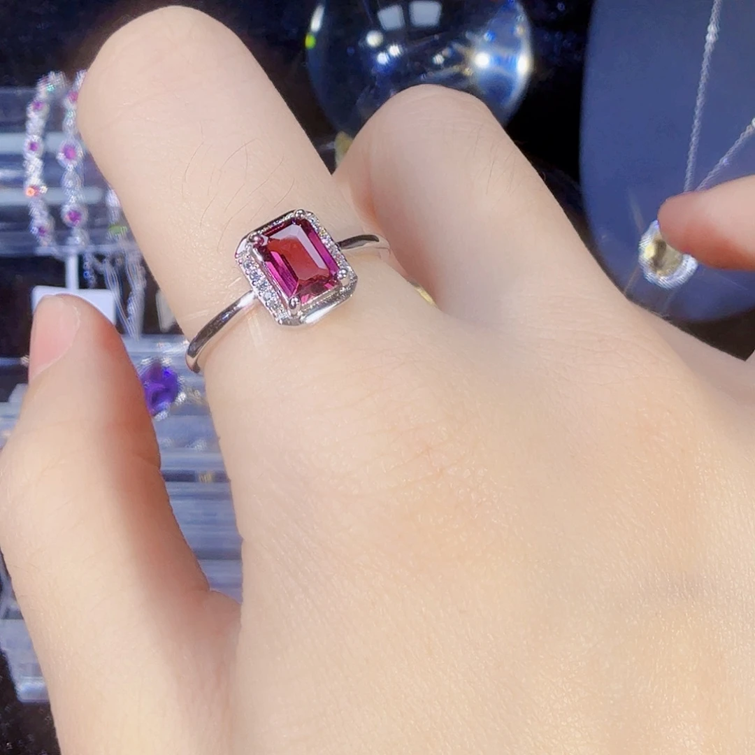 银S925镶嵌石榴石戒指