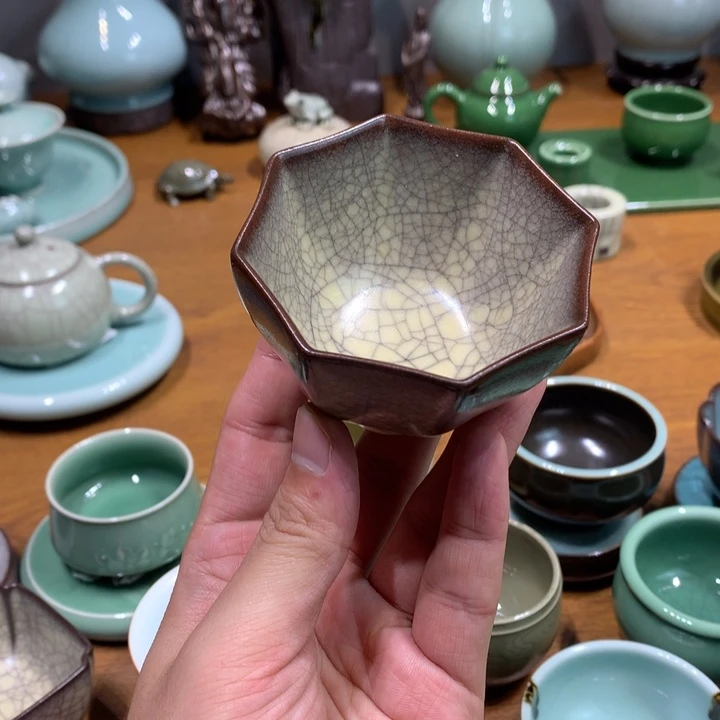 龙泉青瓷哥窑八方杯