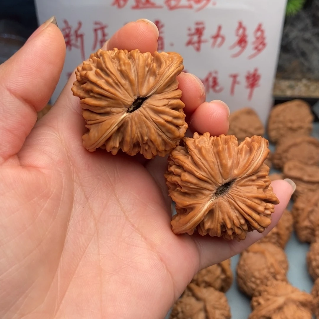 文玩核桃吊坠四座楼1