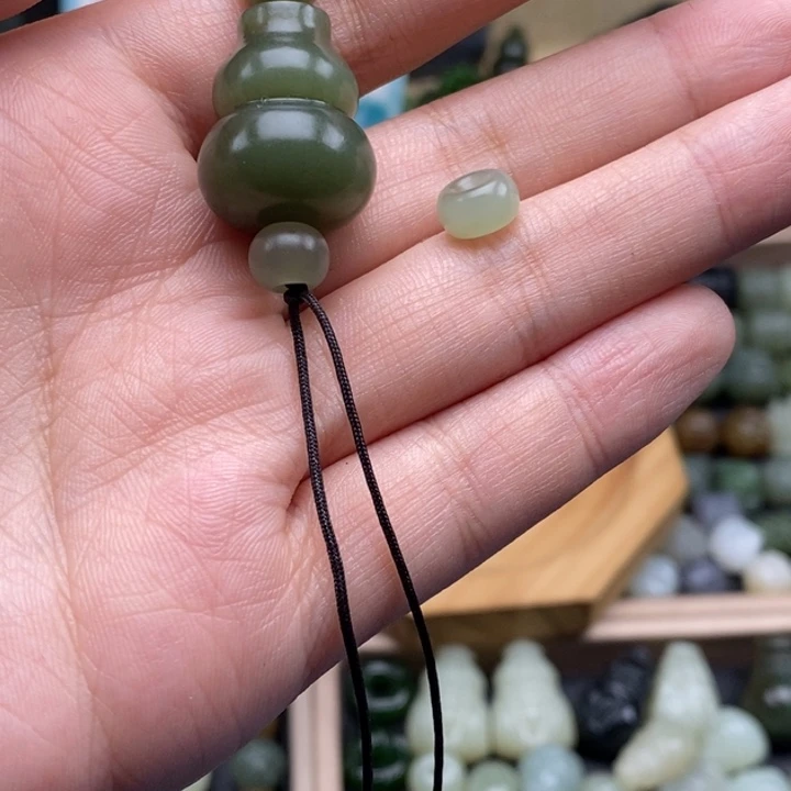 和田玉(糖玉)未镶嵌珠宝半成品