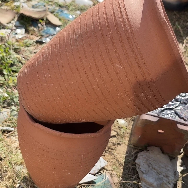 花盆紫砂口17高24。。。。。。。。。。。。