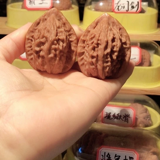 文玩核桃把件大红袍