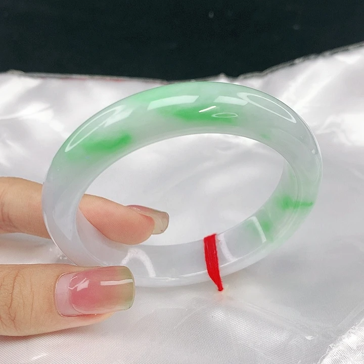 翡翠未镶嵌手镯圈53，58092