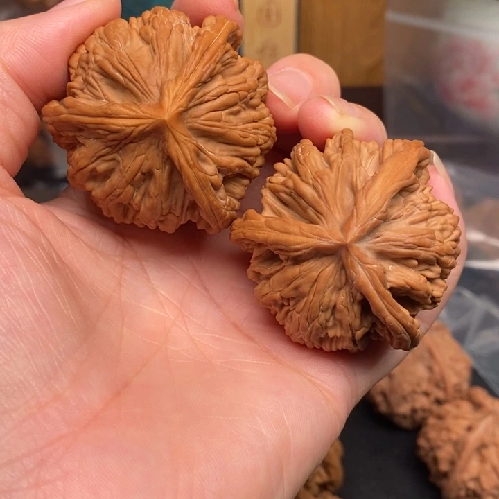 包***师吊坠文玩核桃虎头