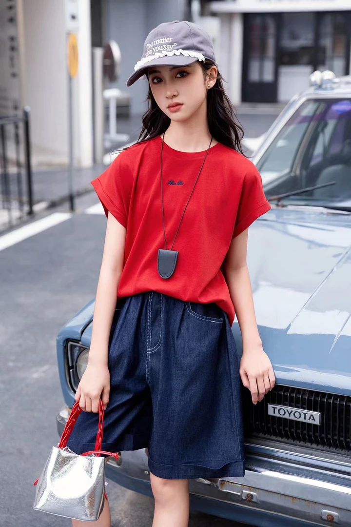 女中大童码短裤套装来袭