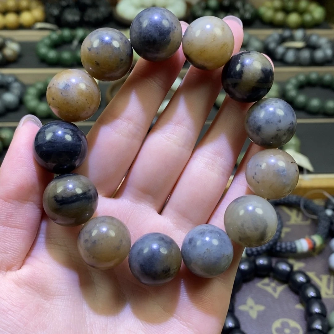 和田玉手串未镶嵌