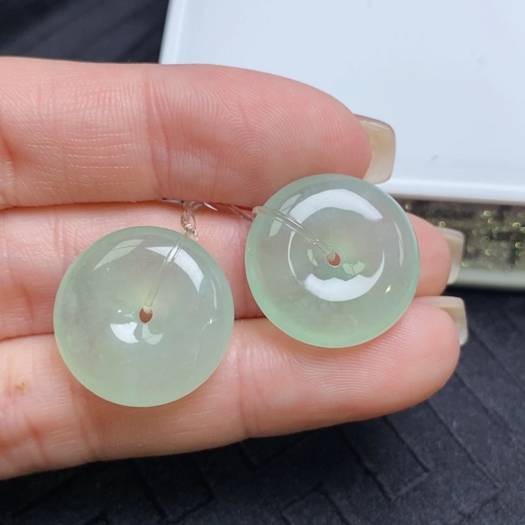 翡翠未镶嵌耳饰平安扣