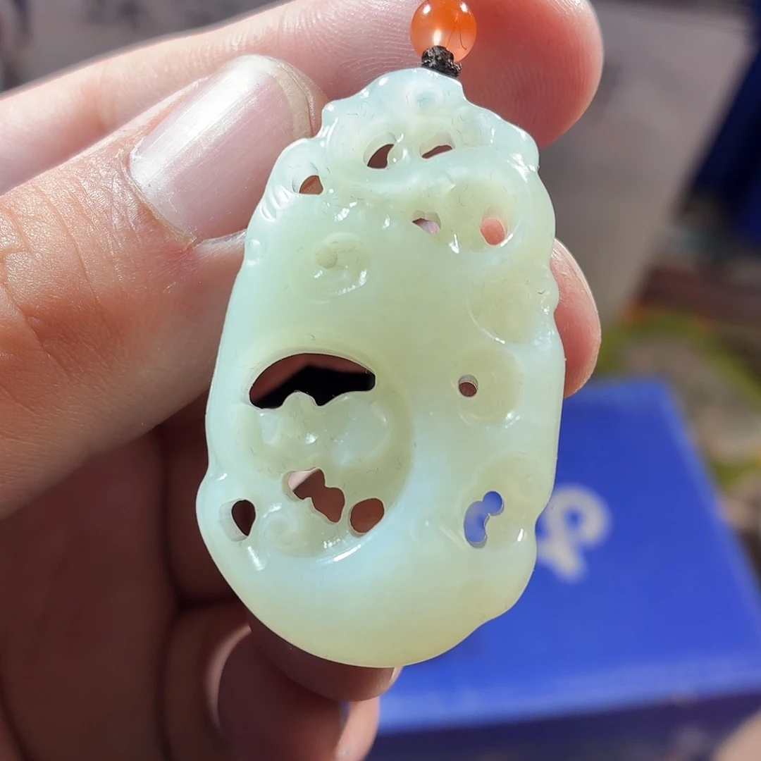 和田玉（糖玉）未镶嵌颈饰