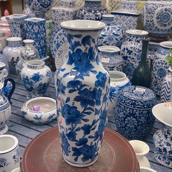 摆件手工手绘高温釉下彩家居摆件，花瓶