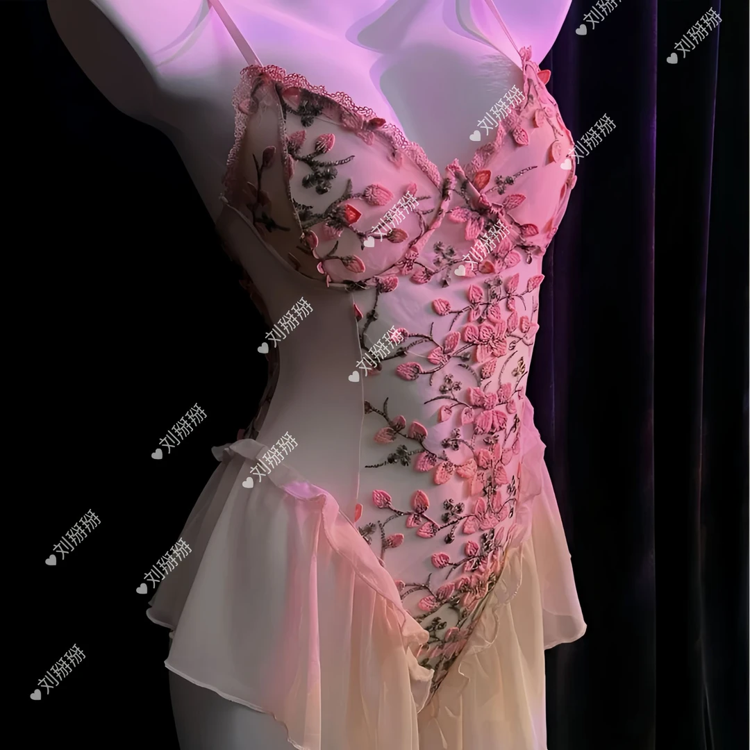 刘掰掰【花舞】纯欲性感吊带连体束腰蕾丝镂空睡裙聚拢粉色显瘦美背