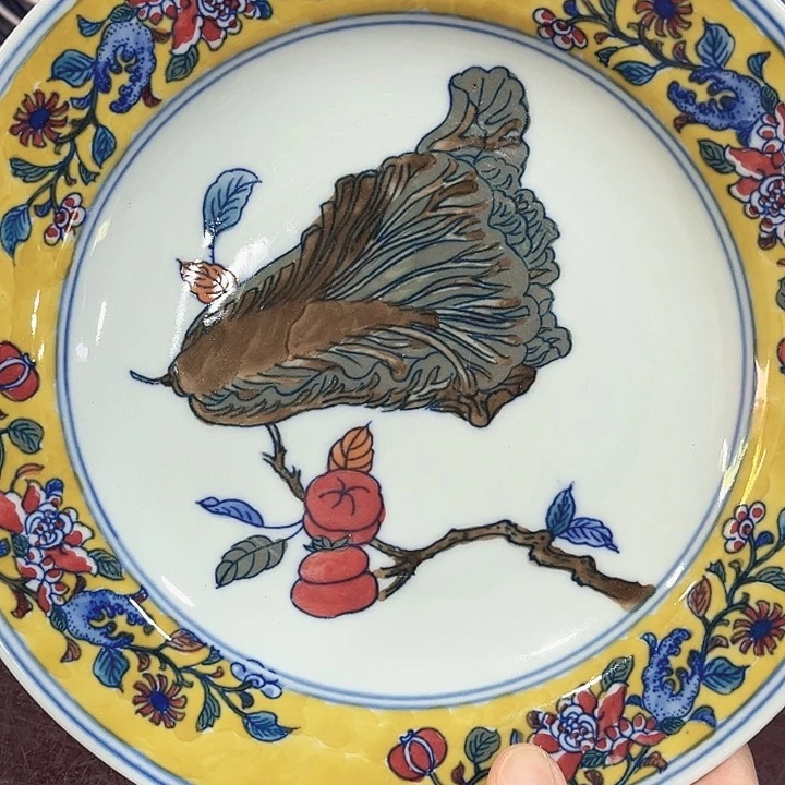 瓷片直径21厘米……绿