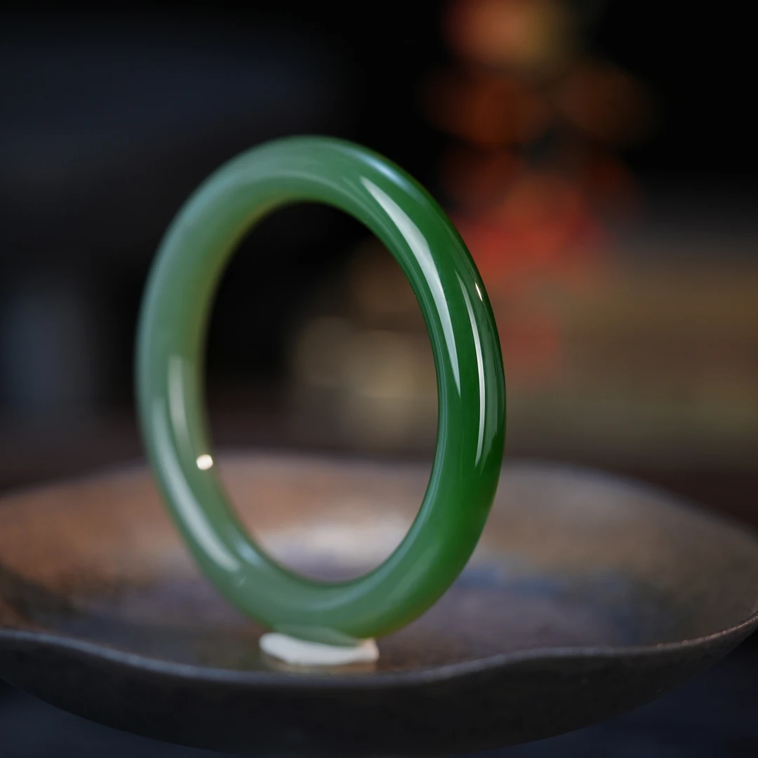 典藏级 和田碧玉冰糯飘辣绿手镯 58.5圈 H30119 孤品一物一拍