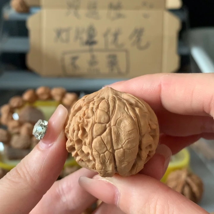 鸿***吊坠文玩核桃异形单只季