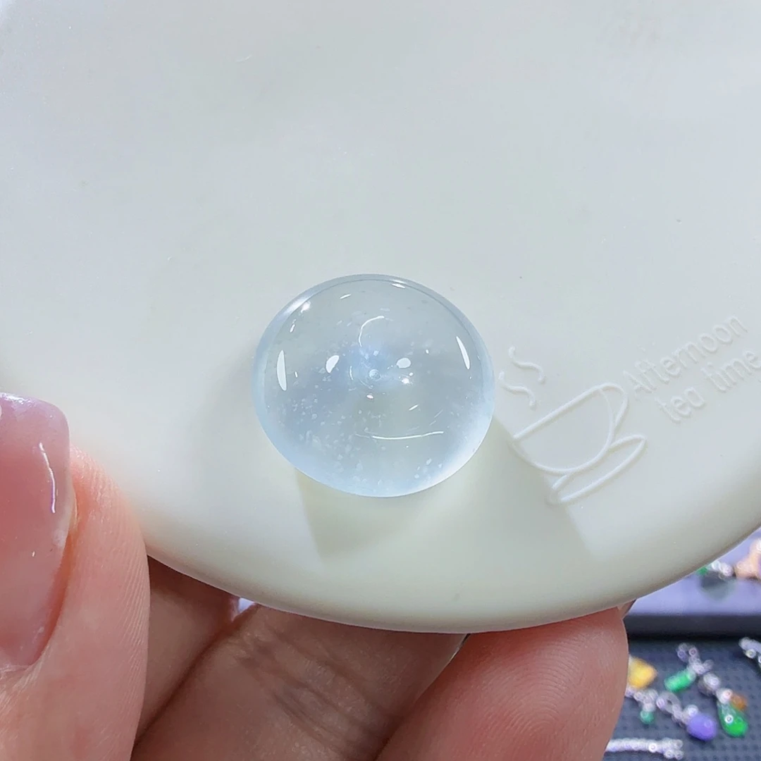 翡翠未镶嵌颈饰裸石