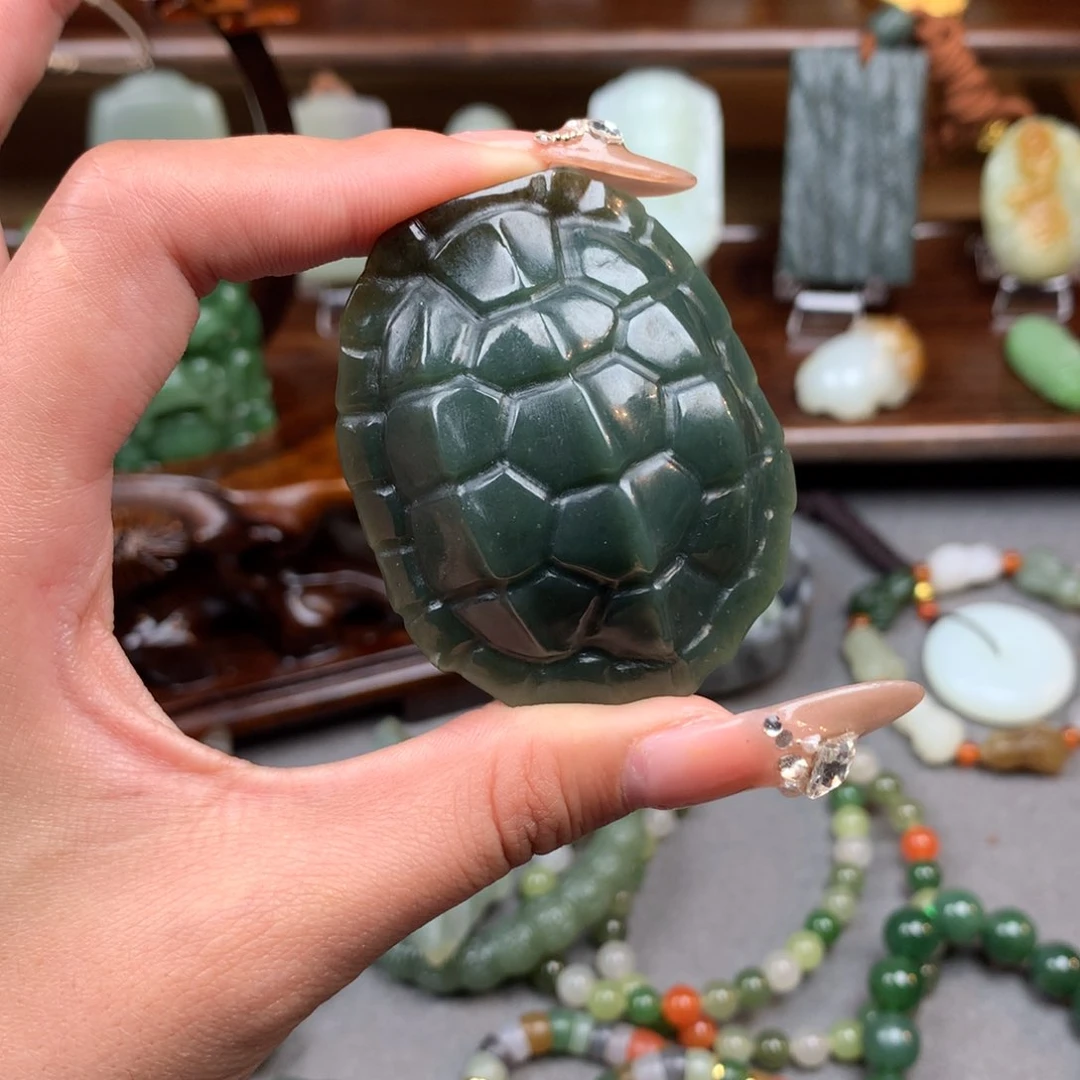 和田玉（糖玉）挂件未镶嵌