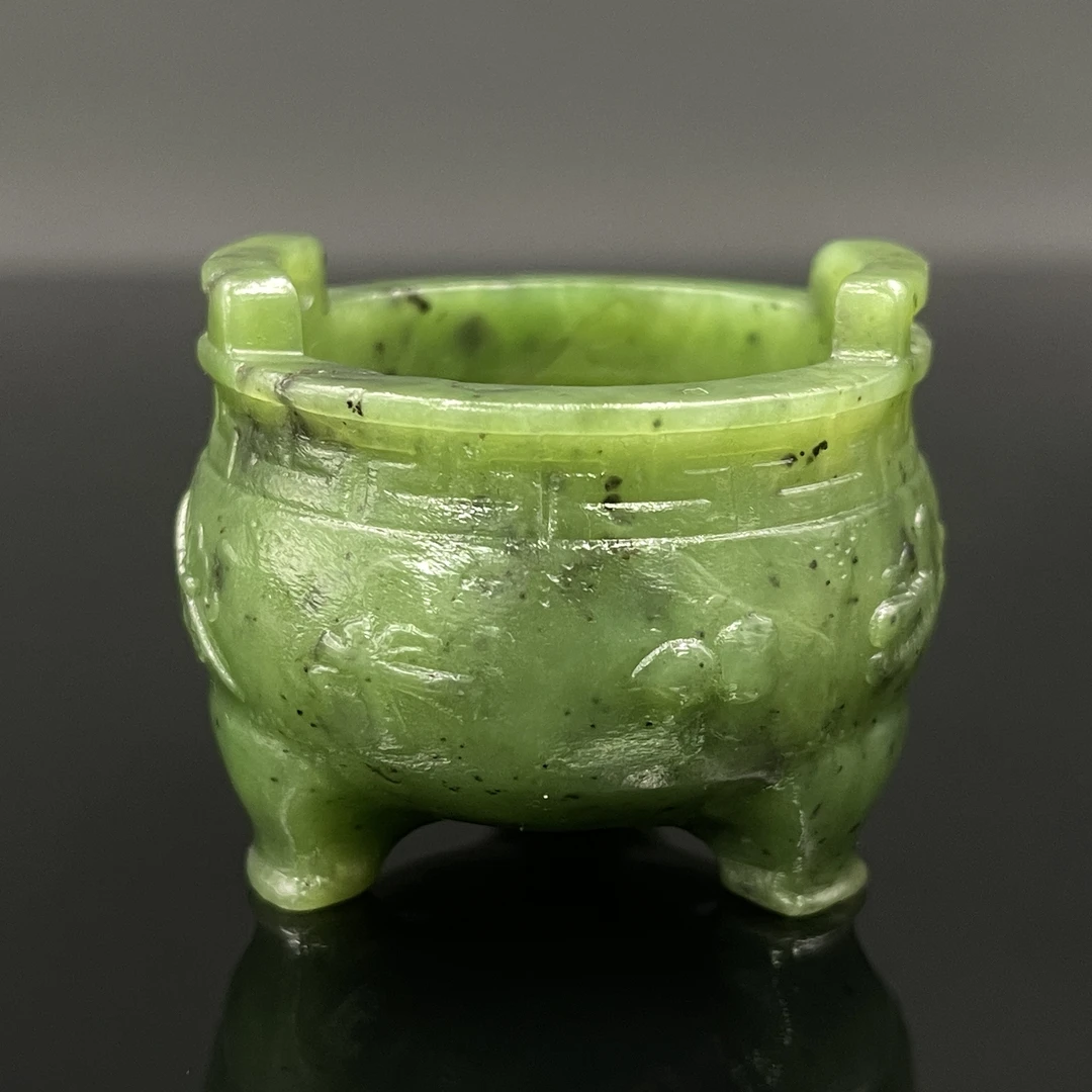 0102GY8617和田玉摆件