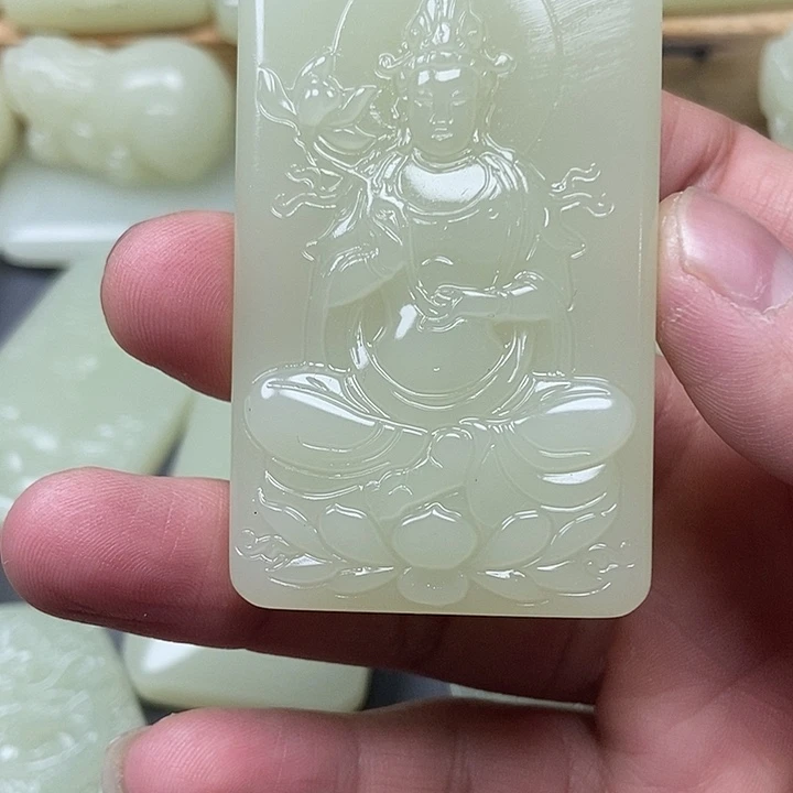 独***狼和田玉（糖玉）未镶嵌挂件