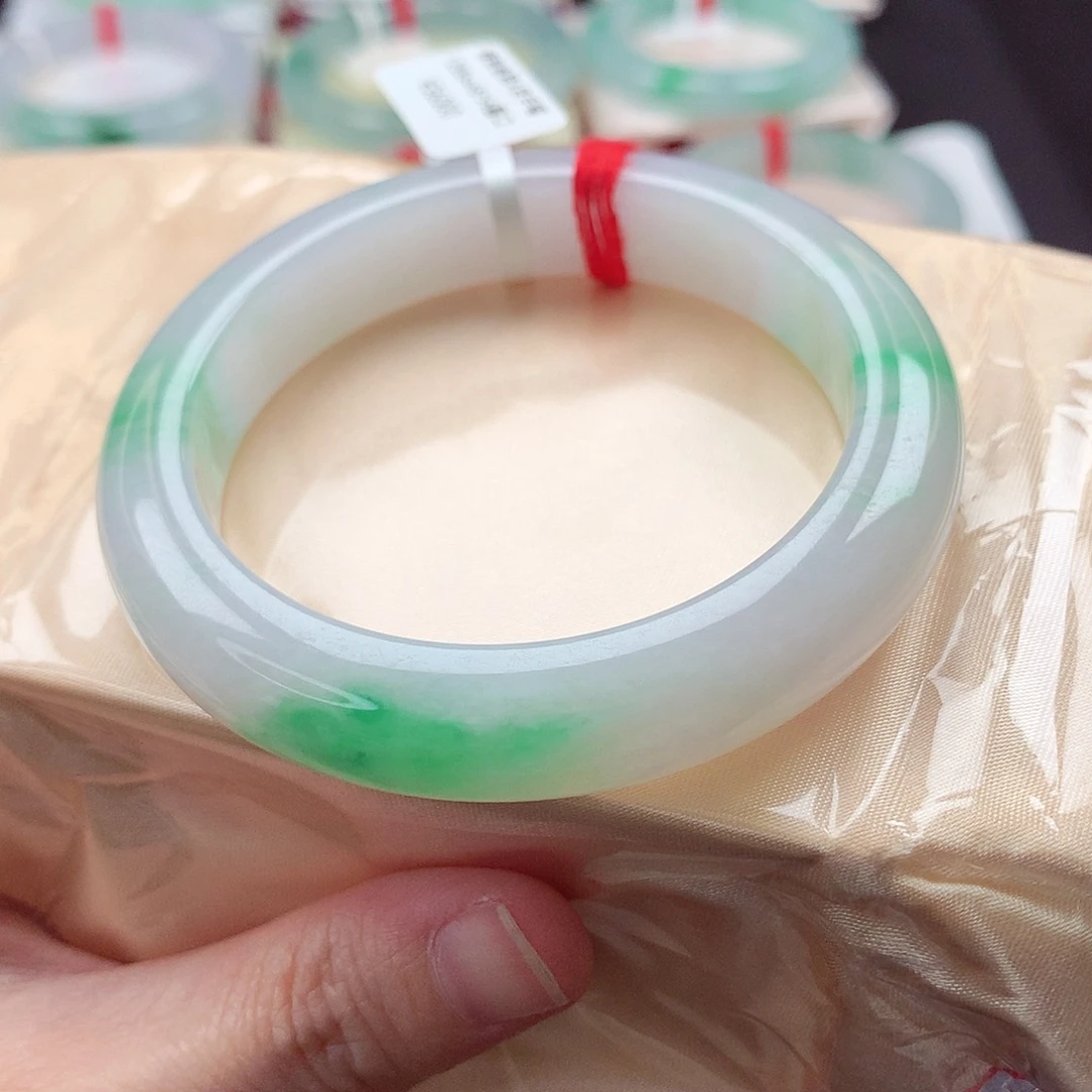 未镶嵌手镯翡翠57.2圈口 胶润细腻白底青 013