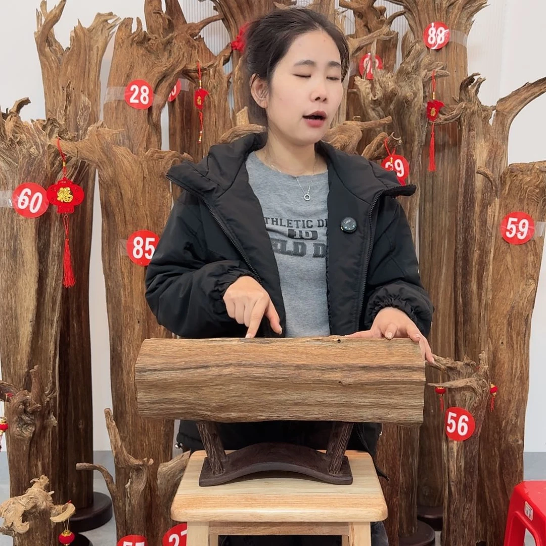 沉香碎屑沉香原材料