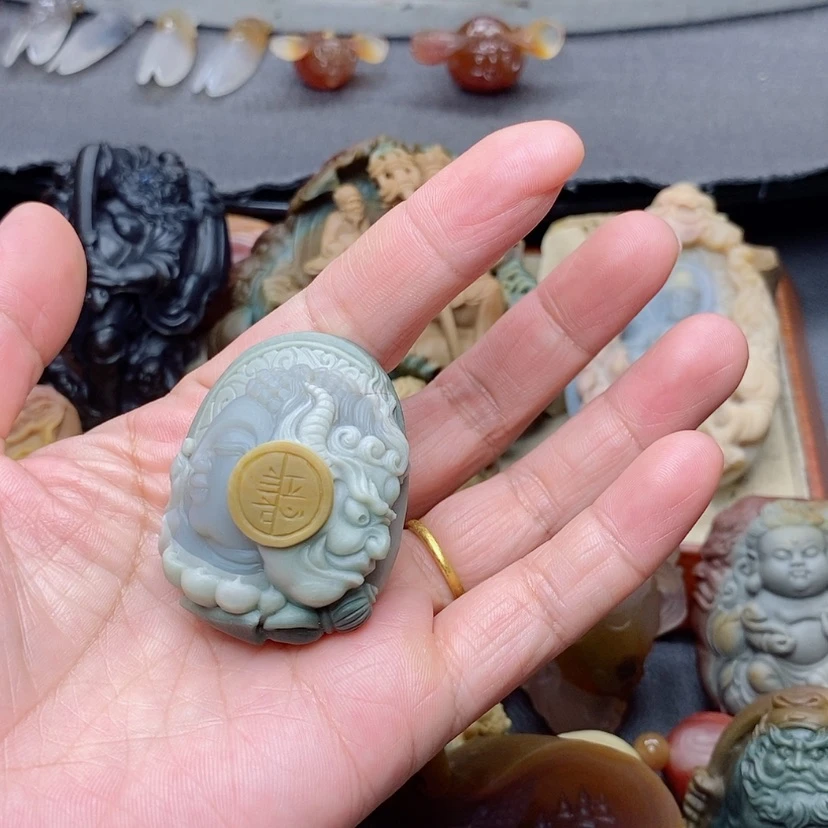 【闪购商品】定制石英质玉吊坠未镶嵌