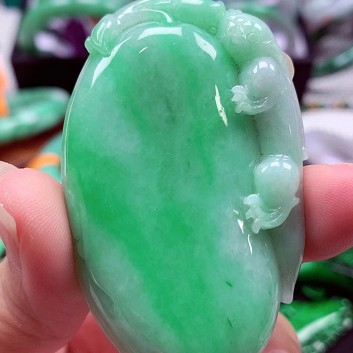 颈饰未镶嵌翡翠翡翠