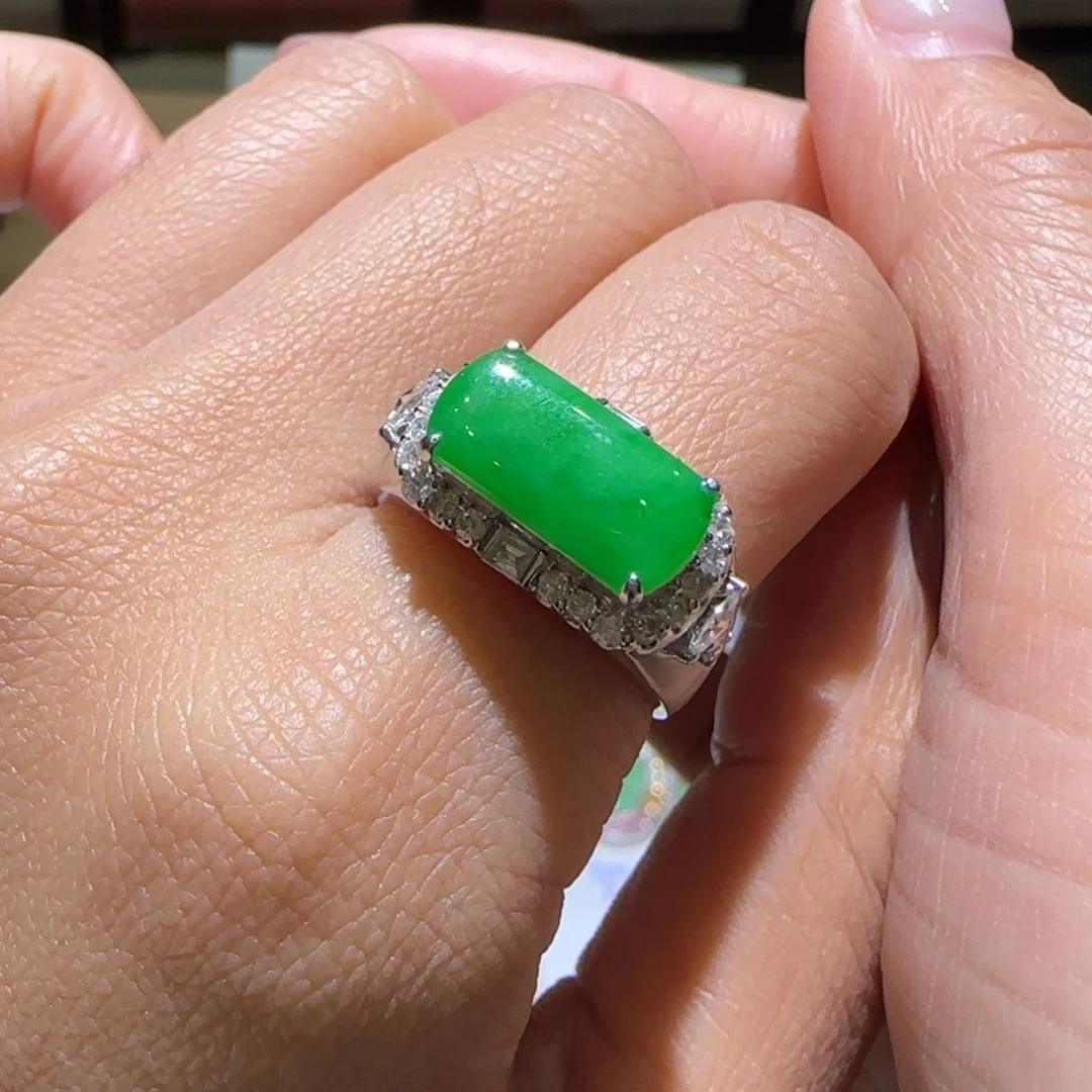 【闪购商品】翡翠戒指18K金镶嵌缅甸