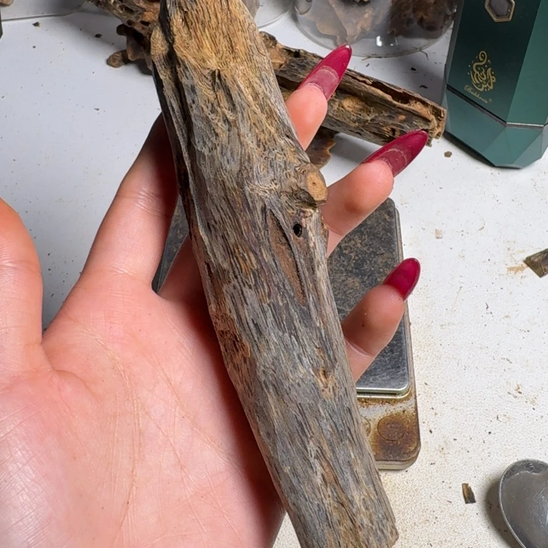 吴***明楠木天然虫漏树心油75