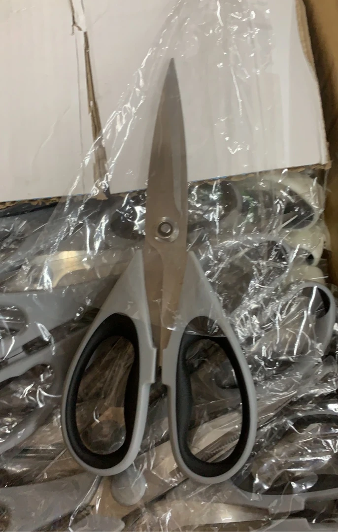 不锈钢剪刀家用厨房用已开刃873