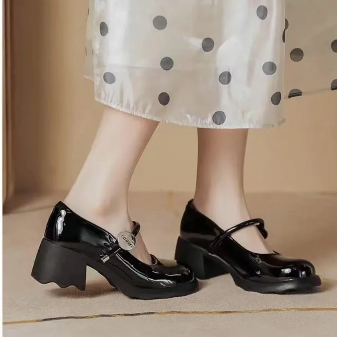 圆头粗跟极简红中跟玛丽珍单鞋中跟女鞋法式复古跟鞋漆皮6001